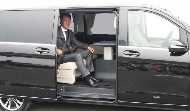 Mercedes-Benz V 220 d Avantgrade Extra-long|メルセデス・ベンツ V 220 d アバンギャルド エクストラロング 002 メルセデス・ベンツ日本 代表取締役社長兼CEOの上野金太郎氏
