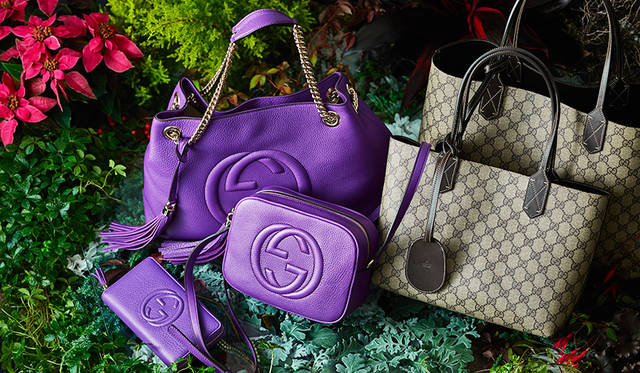 GUCCI 紫 フレアスカート GGバックル付き GUCCI 紫 フレアスカート GGバックル付き
