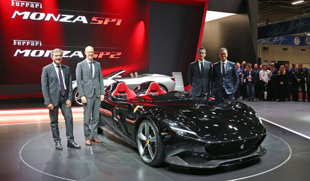 ã¢ã³ãã¡sp1ã¨sp2ã'ã'ãªãµã­ã³ã§ä¸çåå¬é Ferrari ã®ã£ã©ãªã¼ Web Magazine Openers ã¦ã§ããã¬ã¸ã³ ãªã¦ããã¼ãº