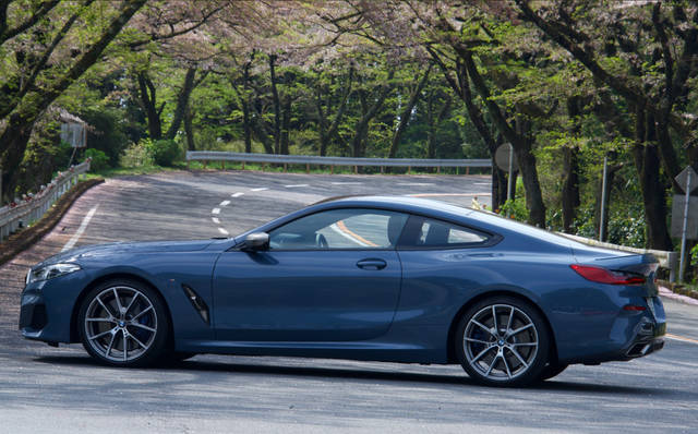 Bmw 8シリーズクーペ に試乗 Bmw Web Magazine Openers ウェブマガジン オウプナーズ