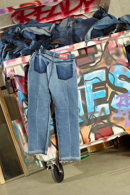 DIESEL RED TAGがREADYMADEとコラボレーション。カプセル