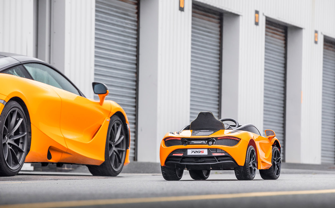 次世代のスーパーカーファンへ キッズドライバーのためのマクラーレン7sがデビュー Mclaren Web Magazine Openers ウェブマガジン オウプナーズ