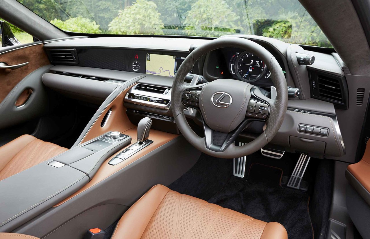 オーナーが誇りを感じられるスポーツgt 新型レクサスlcに試乗 Lexus Web Magazine Openers ウェブマガジン オウプナーズ Page 2
