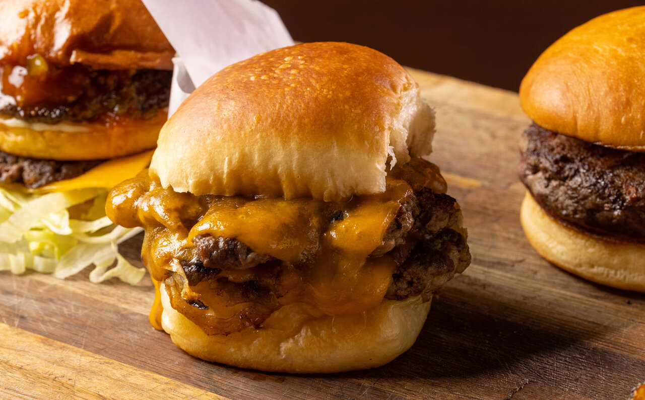 これが原点 ハンバーガー誕生初期の5種類を再現 テイスト オブ アメリカ Grand Hyatt Tokyo Web Magazine Openers ウェブマガジン オウプナーズ