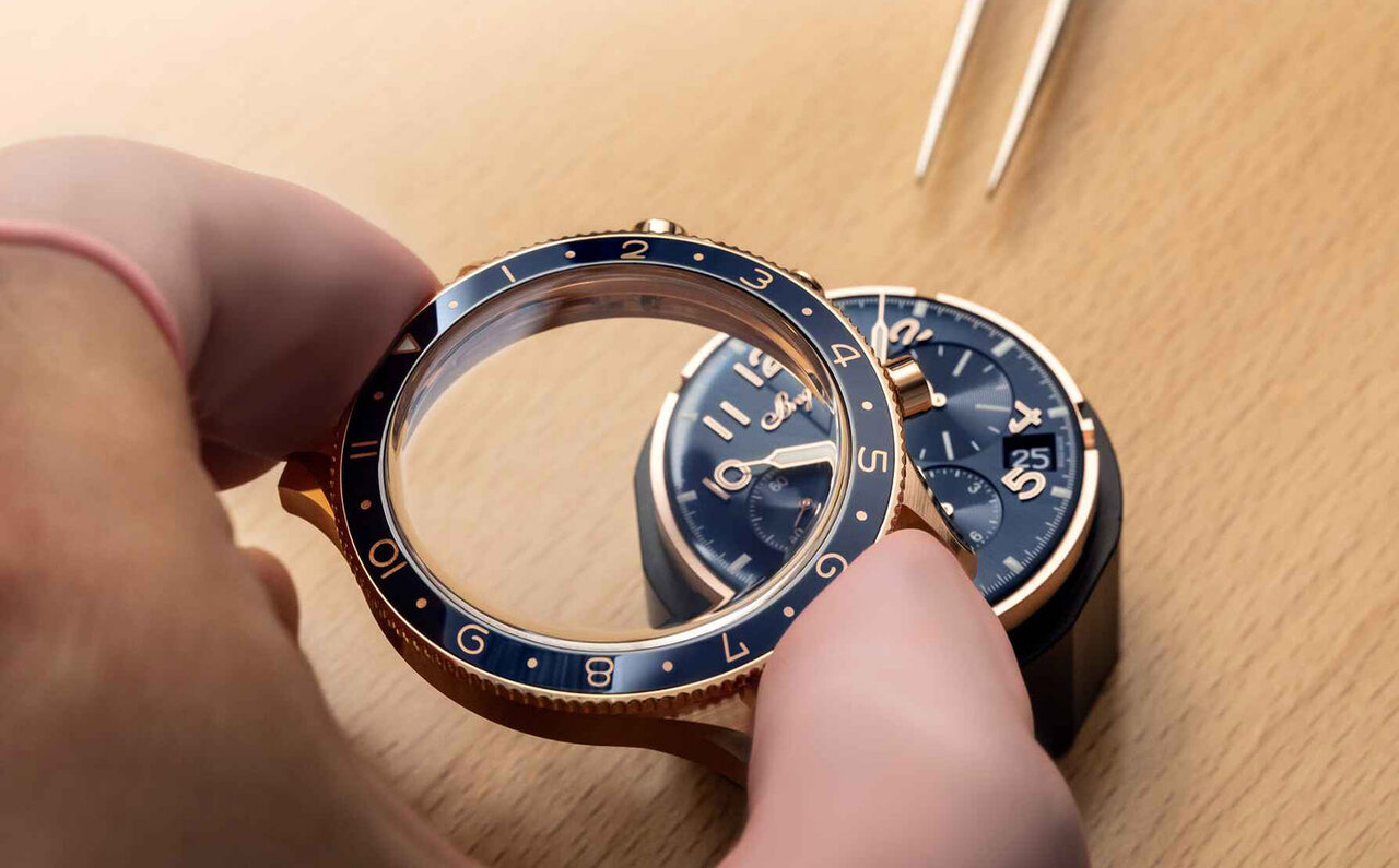 ゴールドとセラミックの融合でエレガンスを手に入れる｜BREGUET