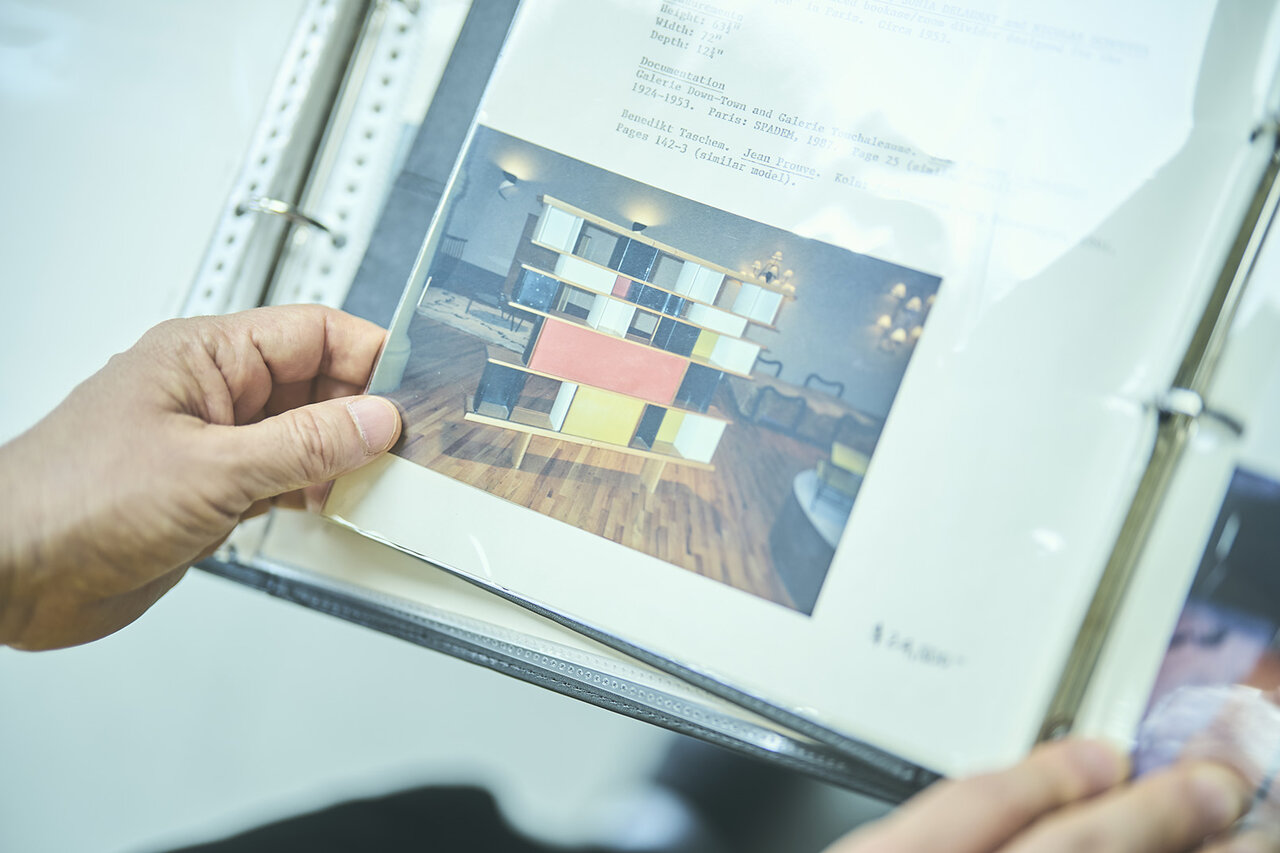 1990年代初頭、ギャラリーから送られてきた資料