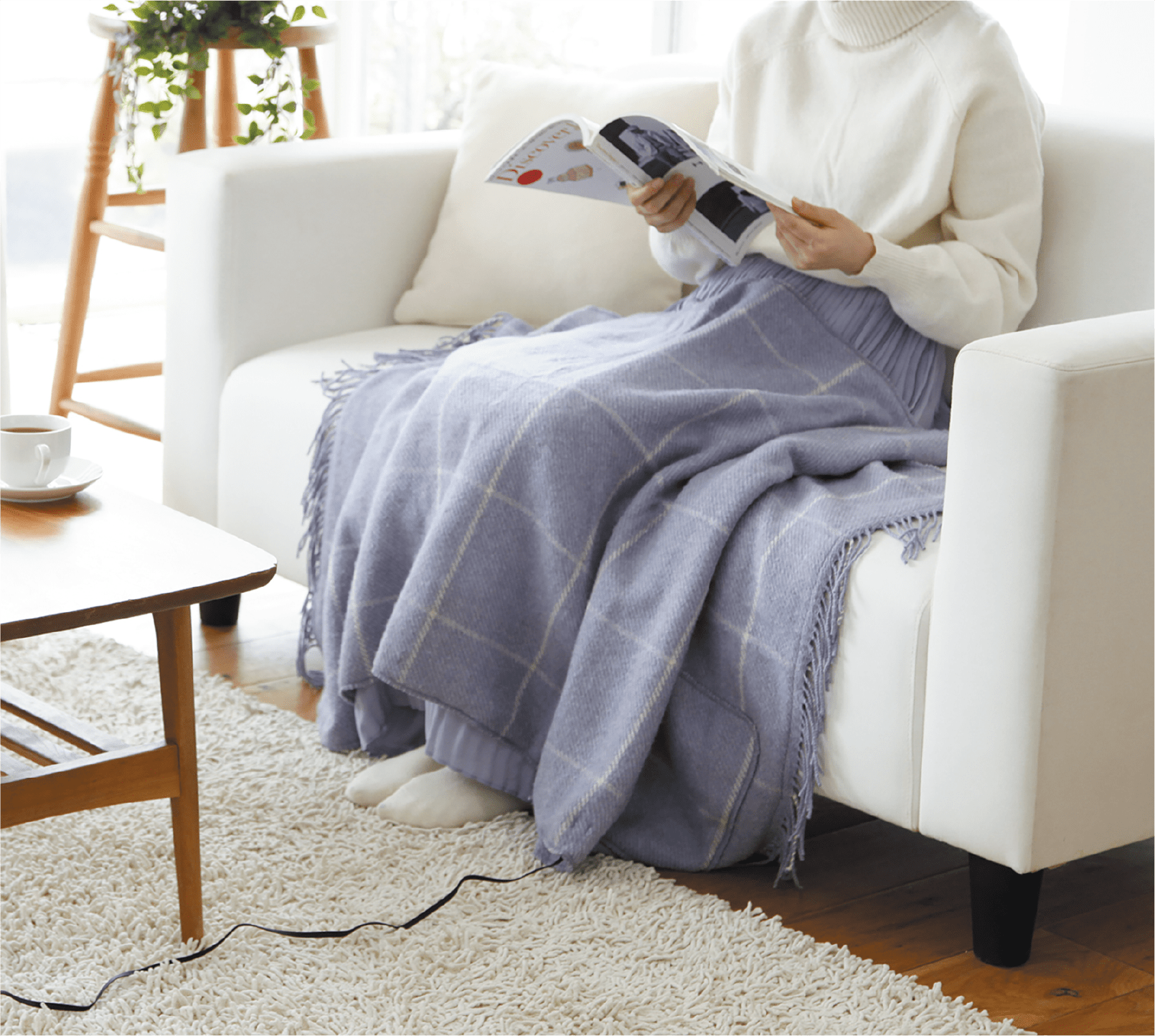 【STAFF PICKS】ふんわり暖かく包み込んでくれる USB給電式の電気ショールブランケット…etc.(2021年1月号)