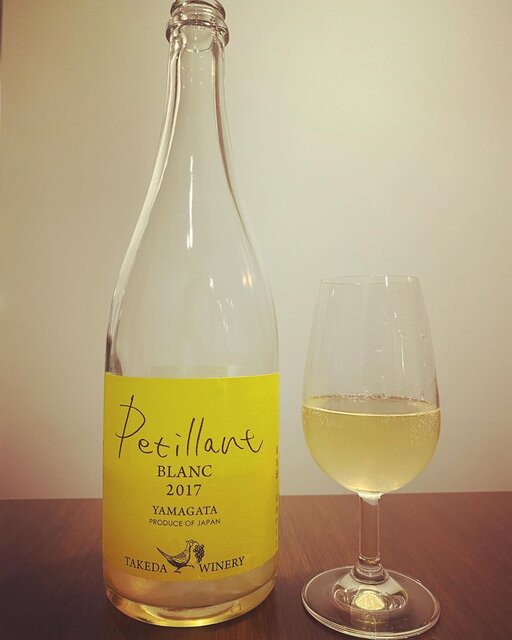 winy.tokyo on Instagram: “Petillant Blanc 2017 / Takeda Winery (Noriko Kishidaira) - #Yamagata, #Japan (#Delaware) ペティアン・ブラン 2017 / タケダ・ワイナリー（岸平典子）- #日本、#山形（#デラウェア）…” (23049)