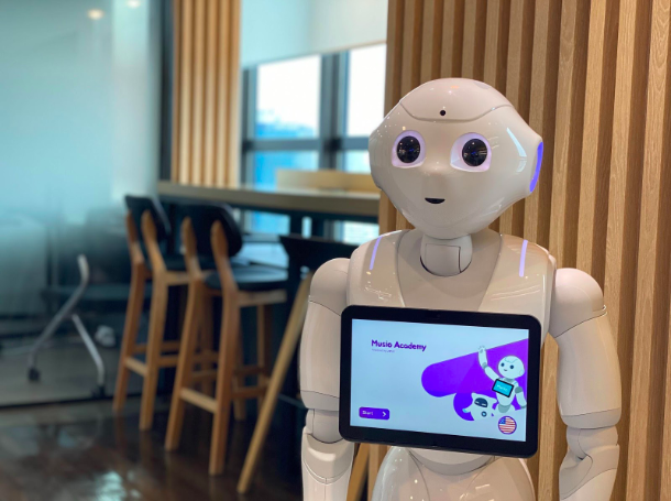 人工知能を活用した英語学習ソリューションが「Pepper」に対応　アジア諸国の教育現場での活用を目指す