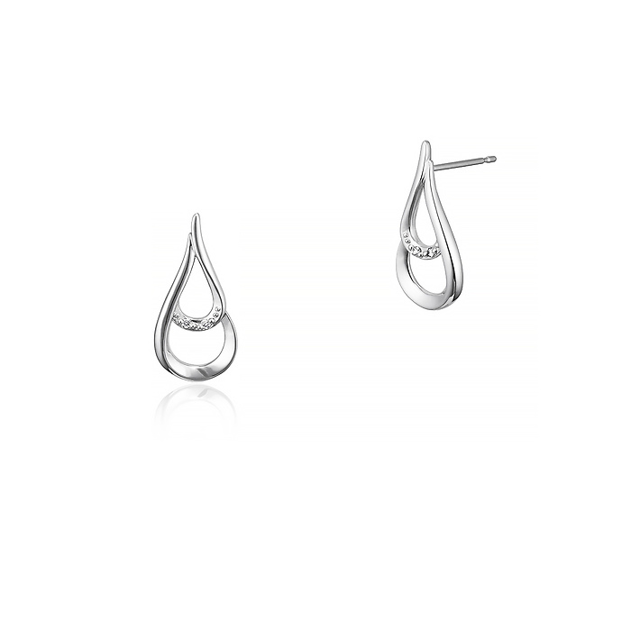 プラチナ ピアス