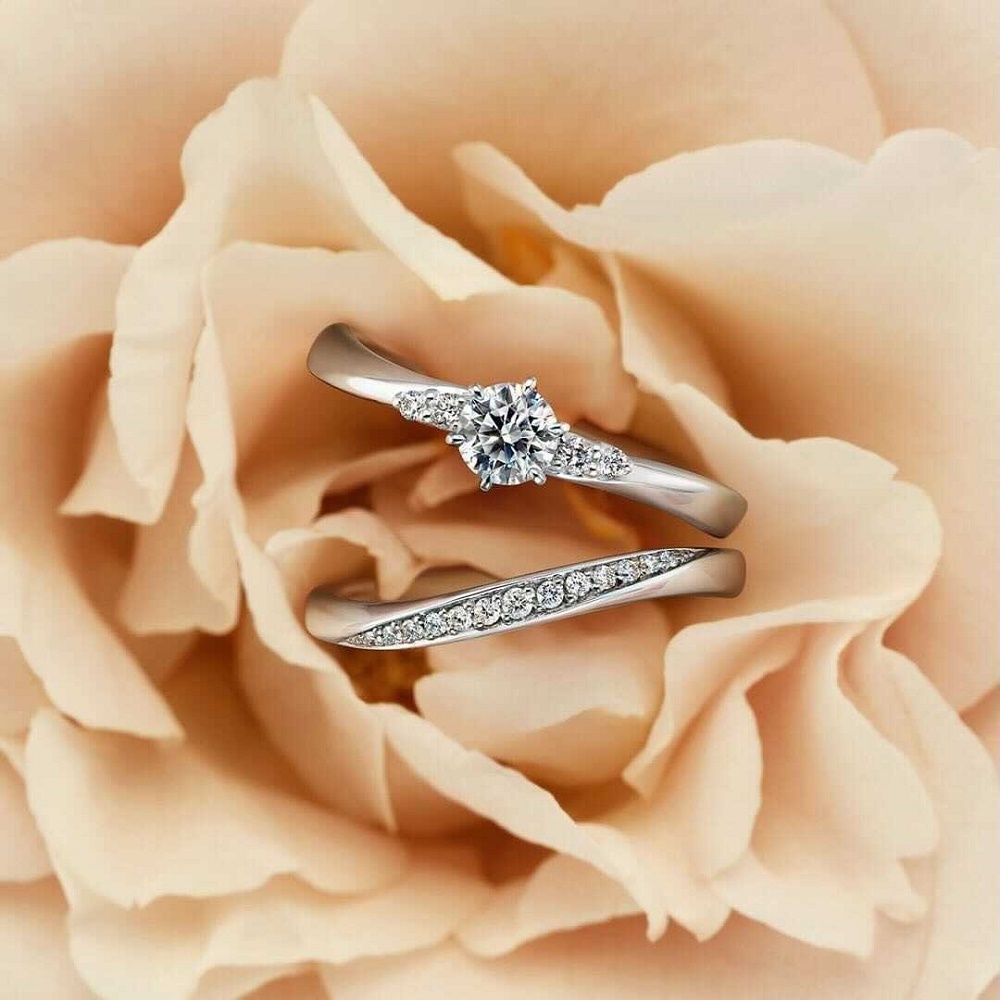 ４℃の婚約指輪と結婚指輪