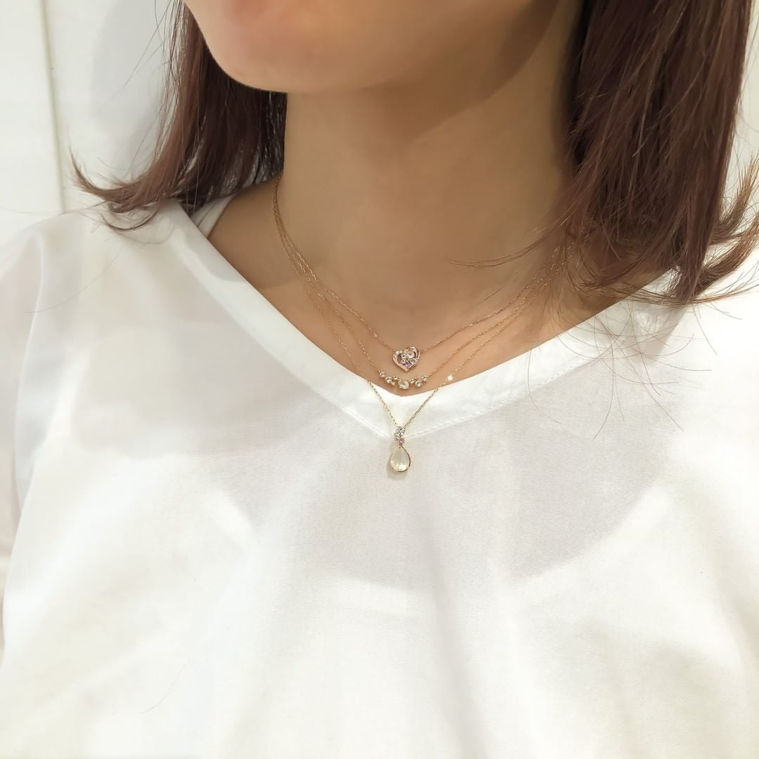 18金の４℃ネックレス