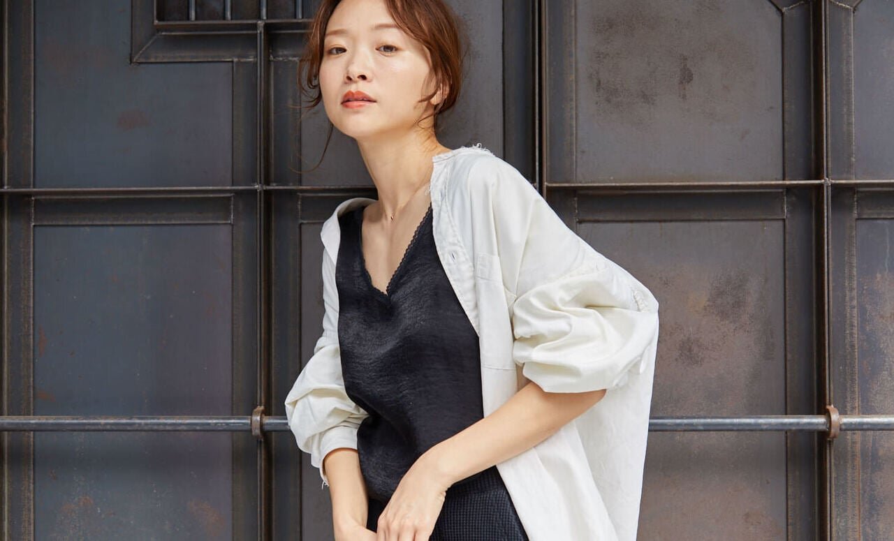 「カジュアルでも、どこか1点女っぽさを」：ファッションディレクター野尻美穂さん