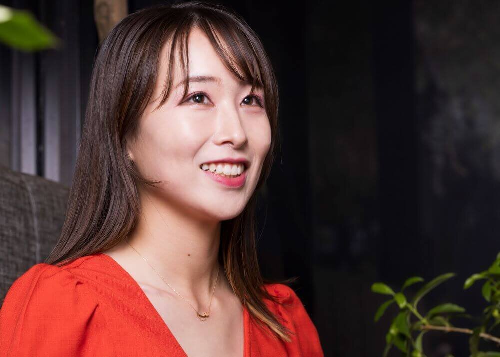 「強く美しく。自分の軸を持った女性でありたい」プロスノーボーダーの鬼塚雅さんが輝き続ける理由
