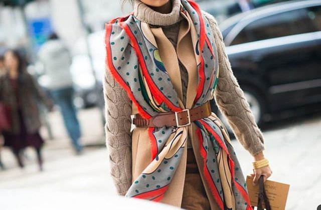 秋冬もトレンド継続 スカーフのアレンジコーデ術 スパークルボックスマガジン