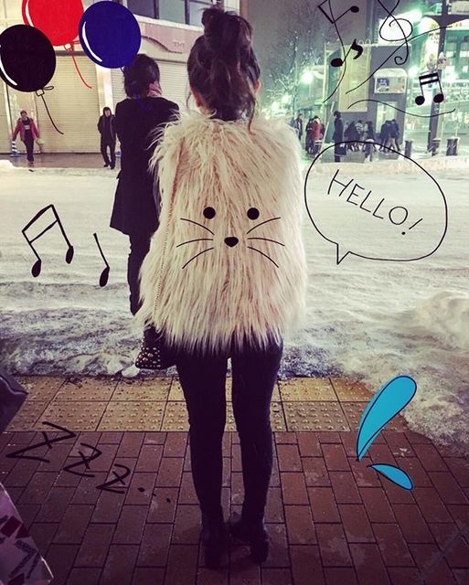 Instagram (2978)