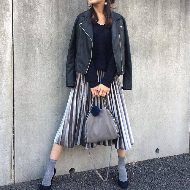 Instagram (3879)