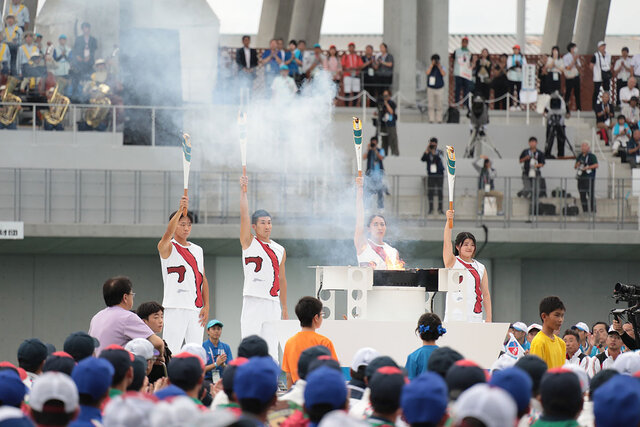 湖国の感動 未来へつなぐ。わたSHIGA輝く国スポ2025開会式の様子を
