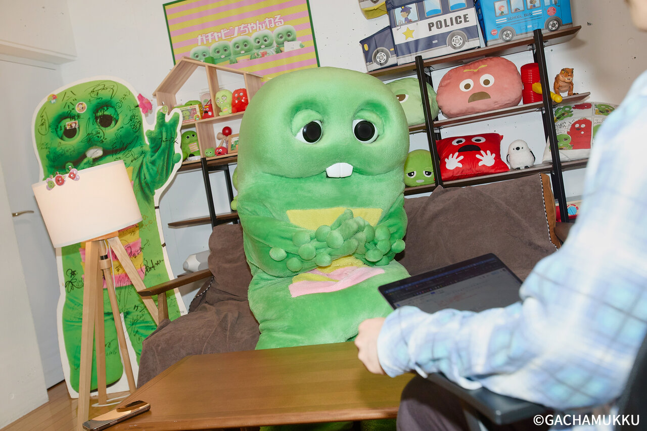 進化し続ける5歳の恐竜ガチャピン、はじめてのメルカリ体験記