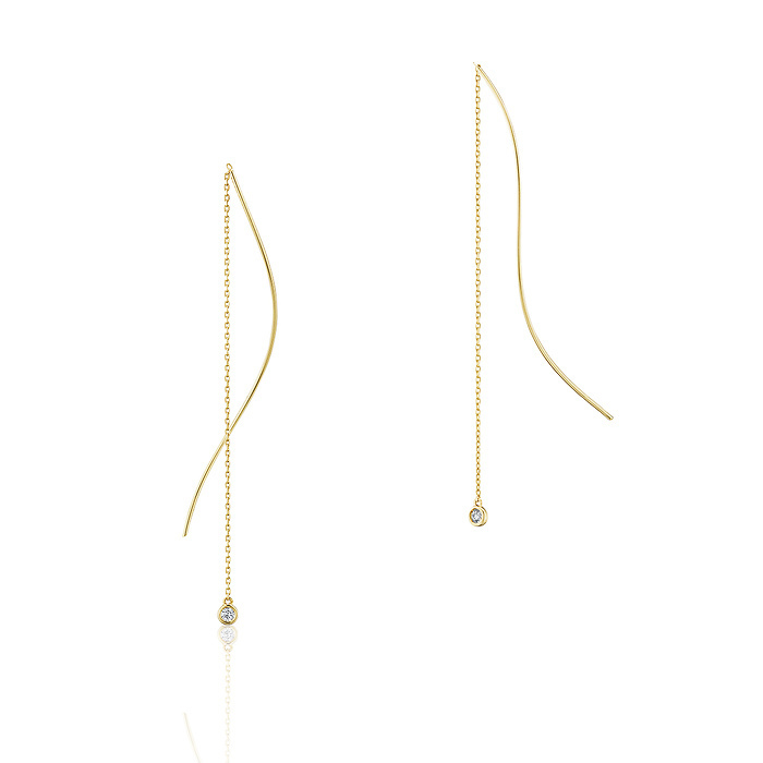 ４℃ロングチェーンピアス