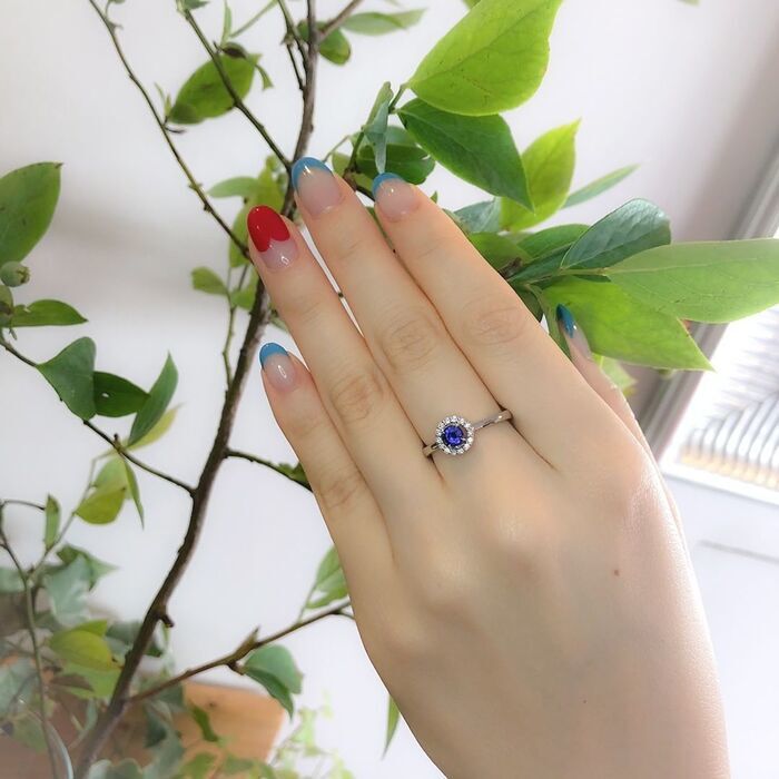 ご褒美の４℃サファイアシルバーリング