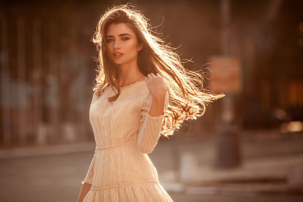 ロングヘアの女性