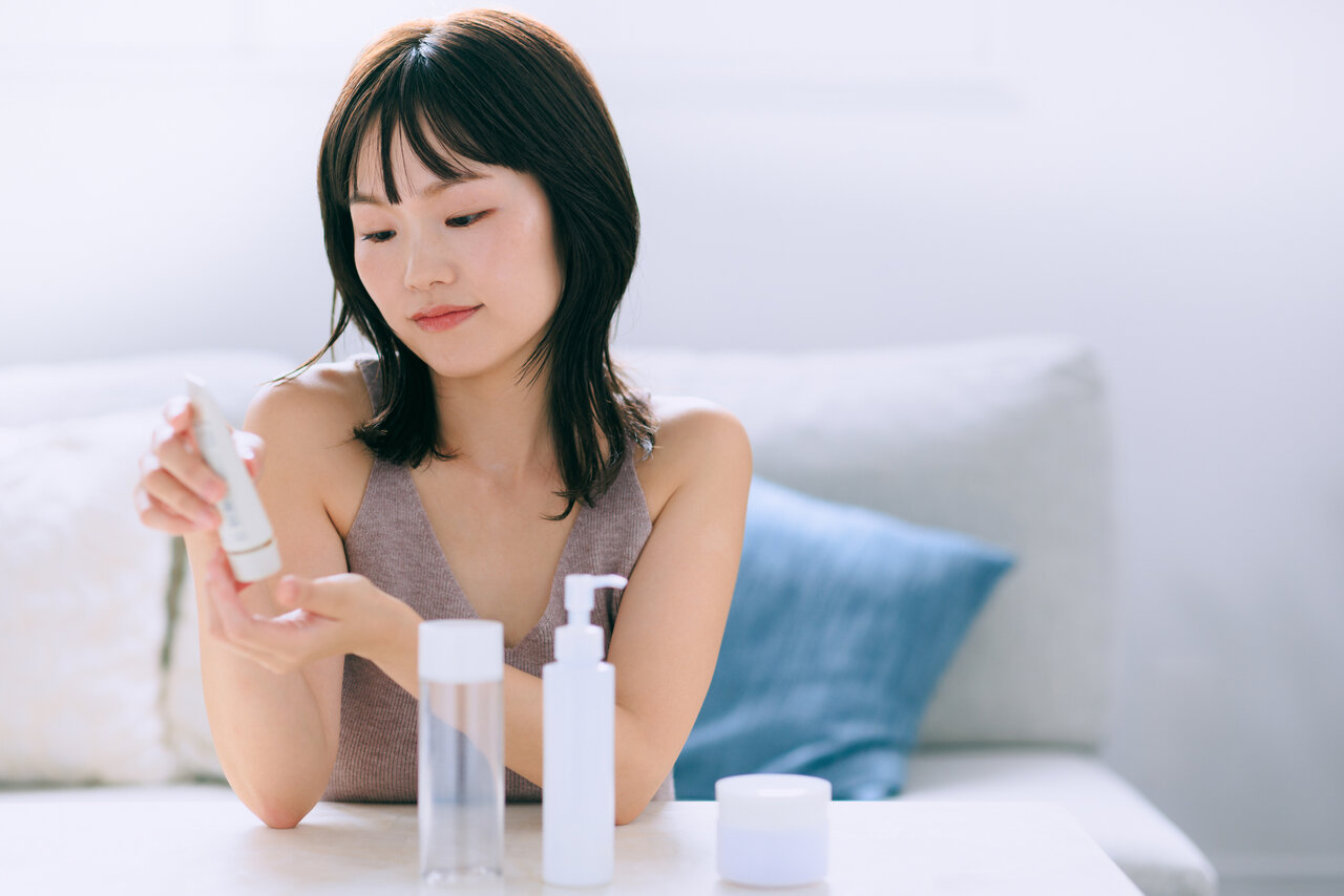 化粧品の使用期限はいつまで？開封後の目安と保管方法を解説