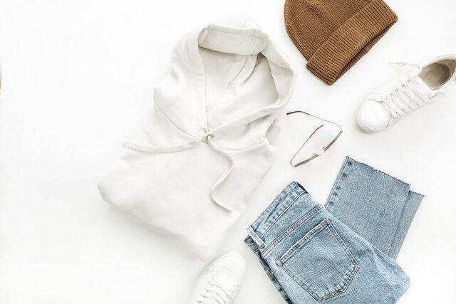 おしゃれに決まるパーカーの合わせ方 着回ししやすい人気のカラーも紹介 Premium Outlets Times