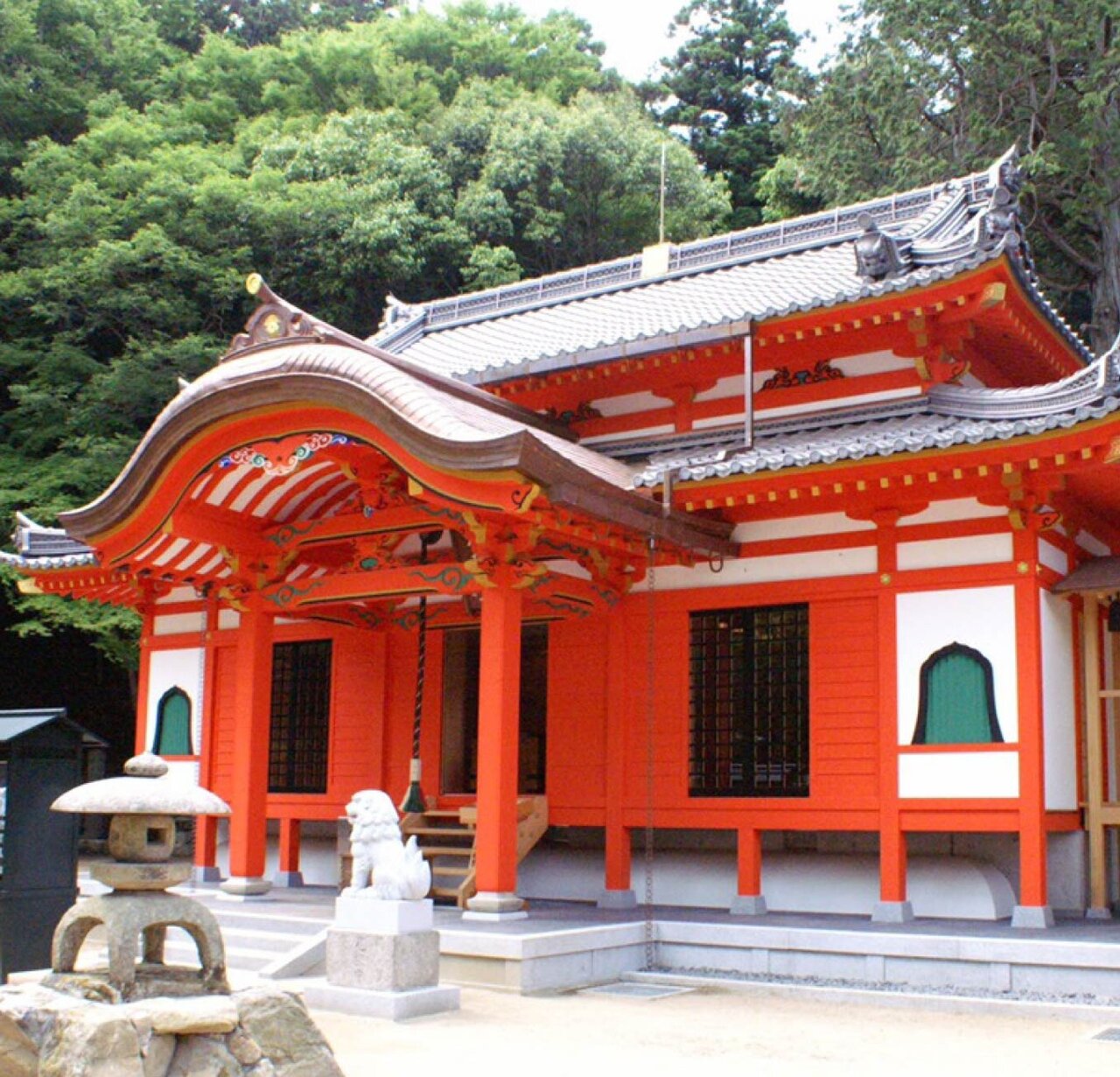 中山寺の奥の院