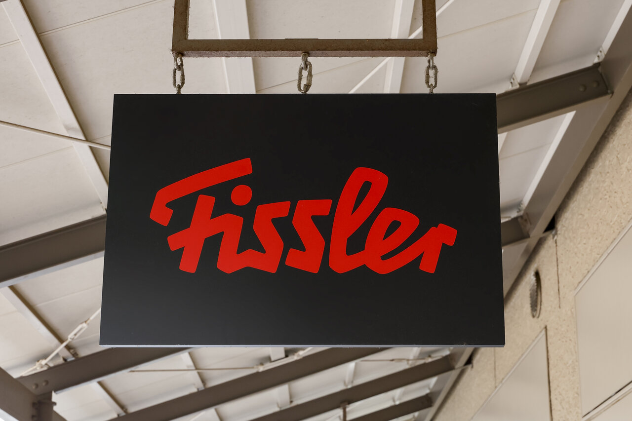 「Fissler」の看板