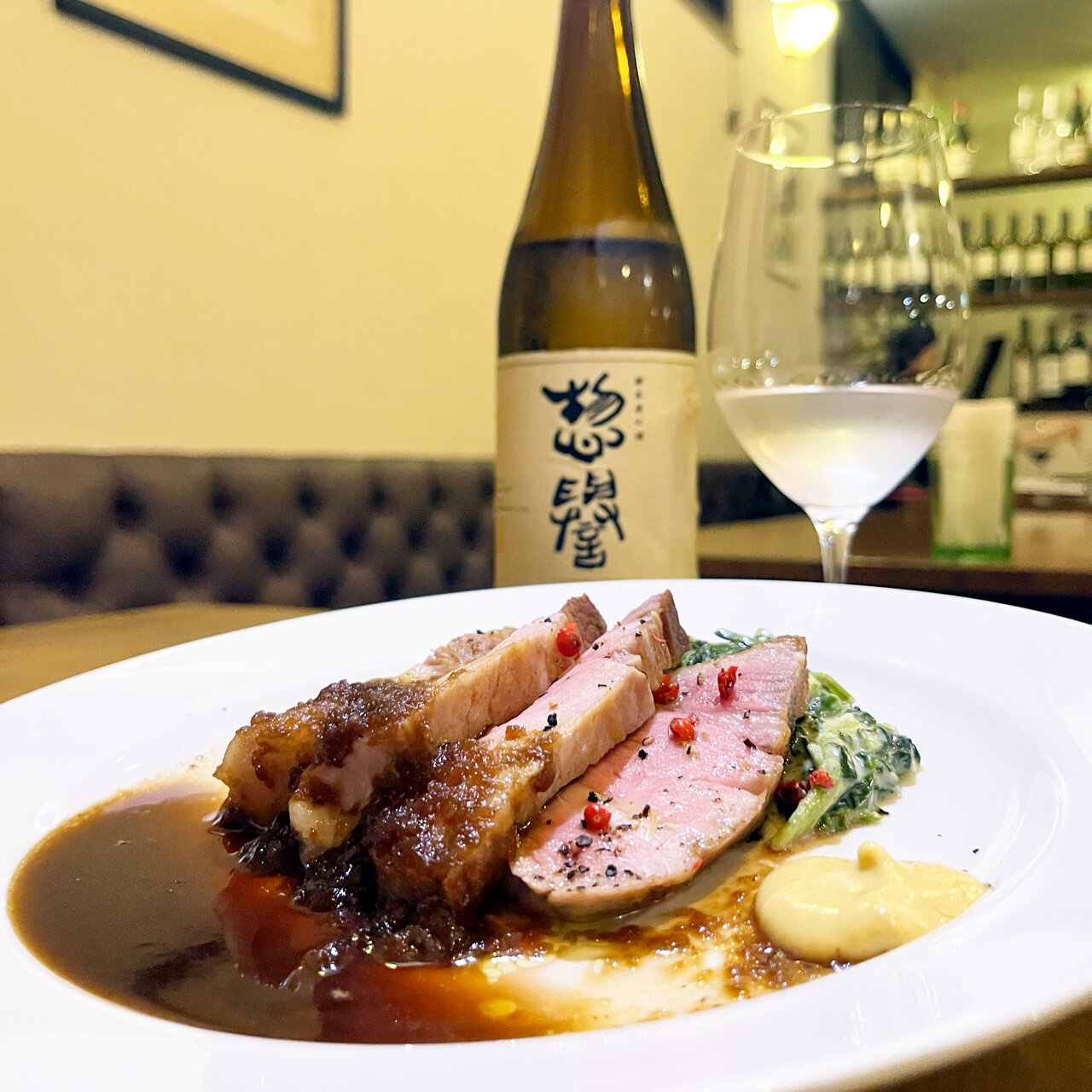 お肉料理とお酒