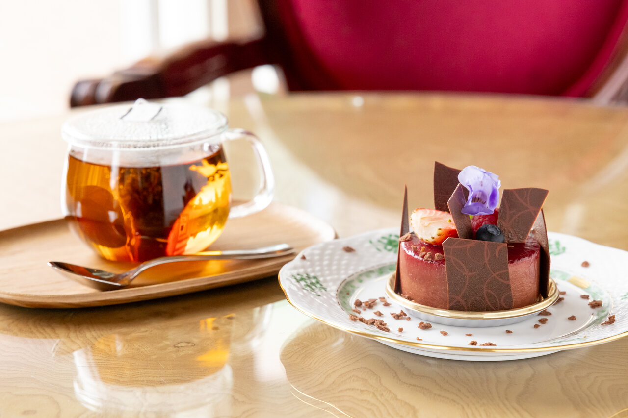 ラウンジのケーキセット