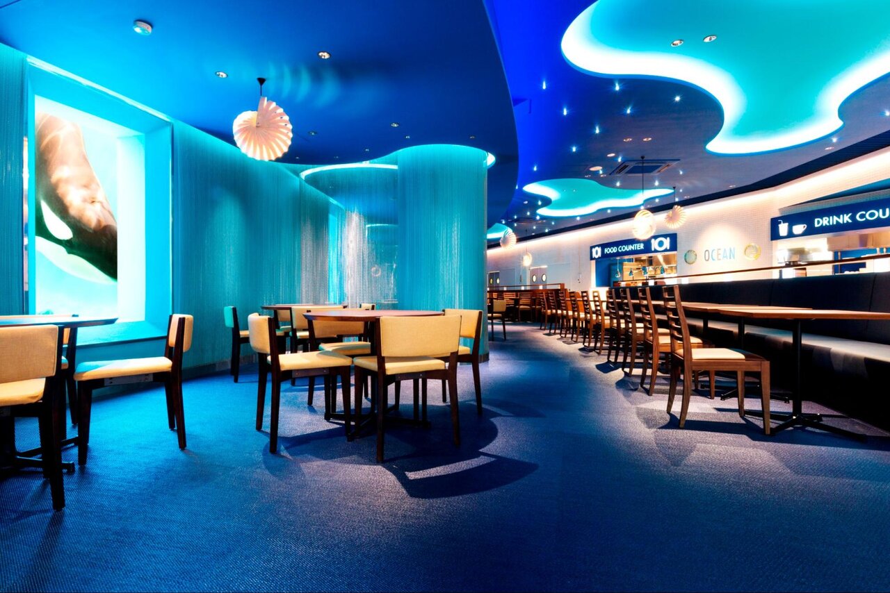 鴨川シーワールドの中にあるおしゃれなレストラン