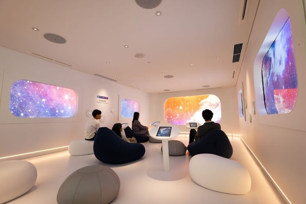 佐賀県立宇宙科学館の内観