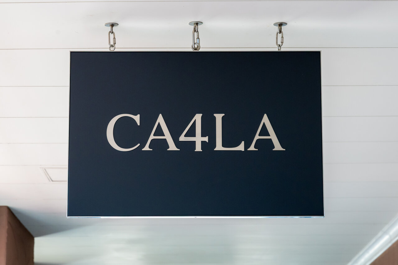 CA4LAの看板