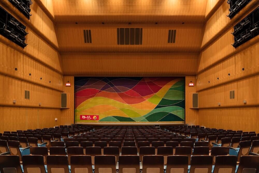 なんばグランド花月の舞台