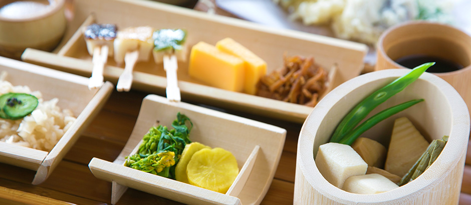 真福寺の竹膳料理