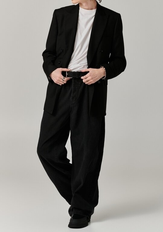 モードスタイルのファッション