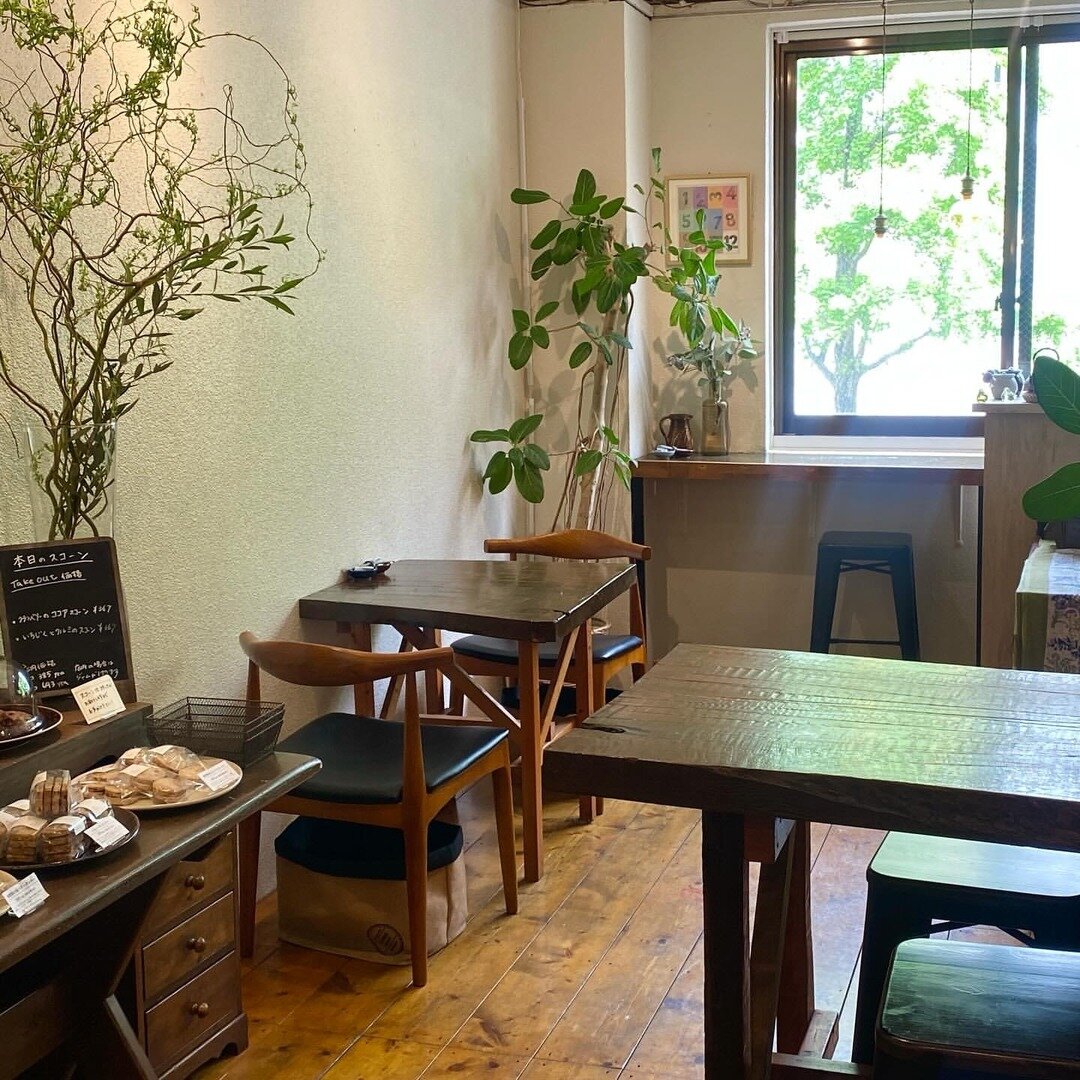 cafeえにしえの店内