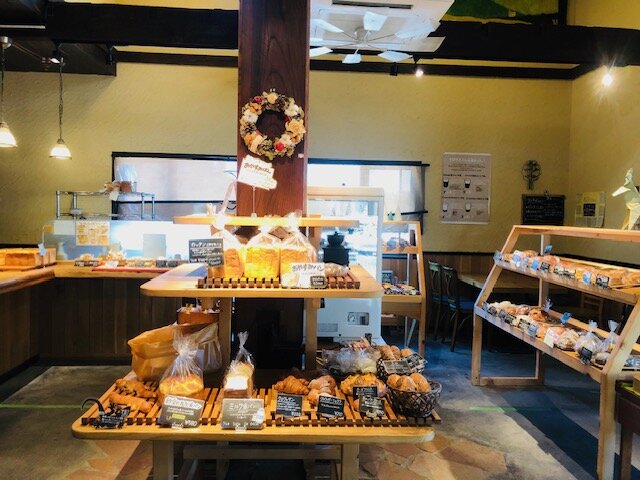 パンの店 カッタンの店内