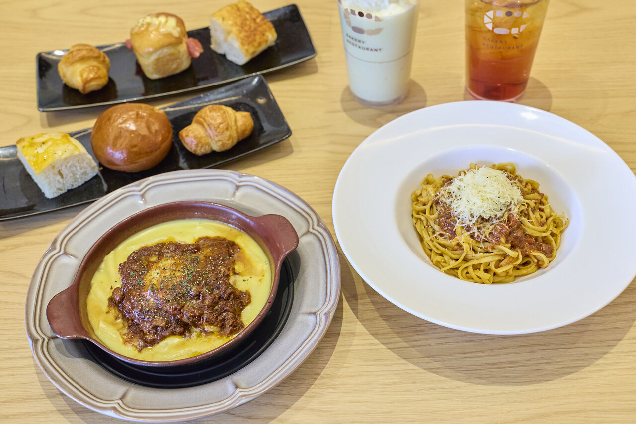 パン食べ放題のランチメニュー