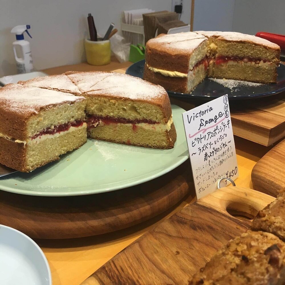 GROOVY BAKERSのビクトリアケーキ