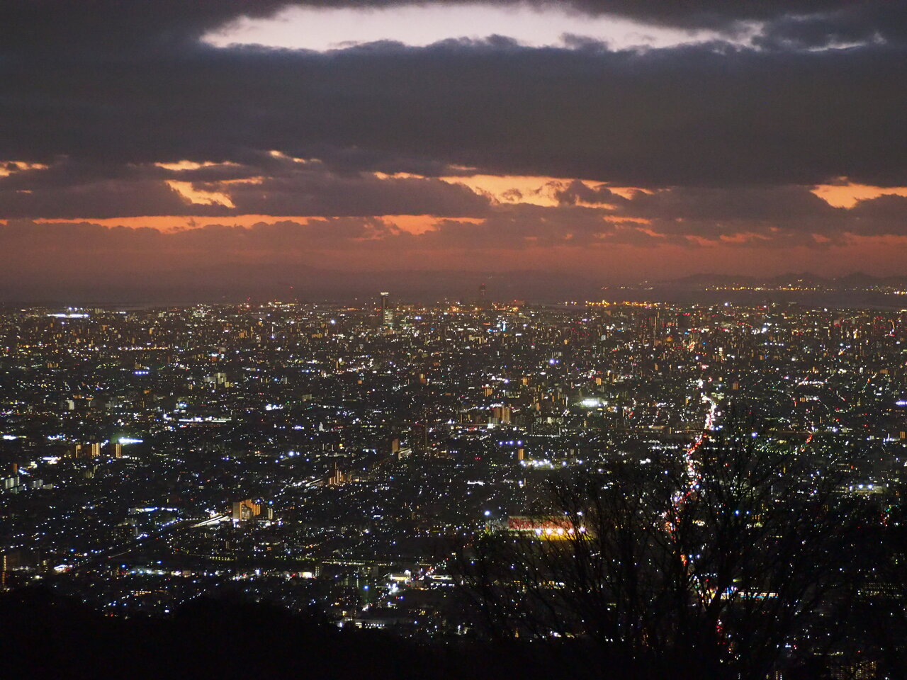 信貴生駒スカイラインから見える夜景