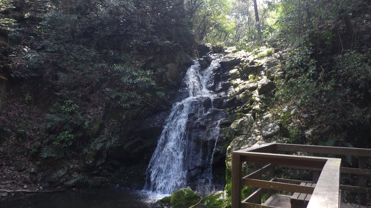 摂津峡公園の白滝