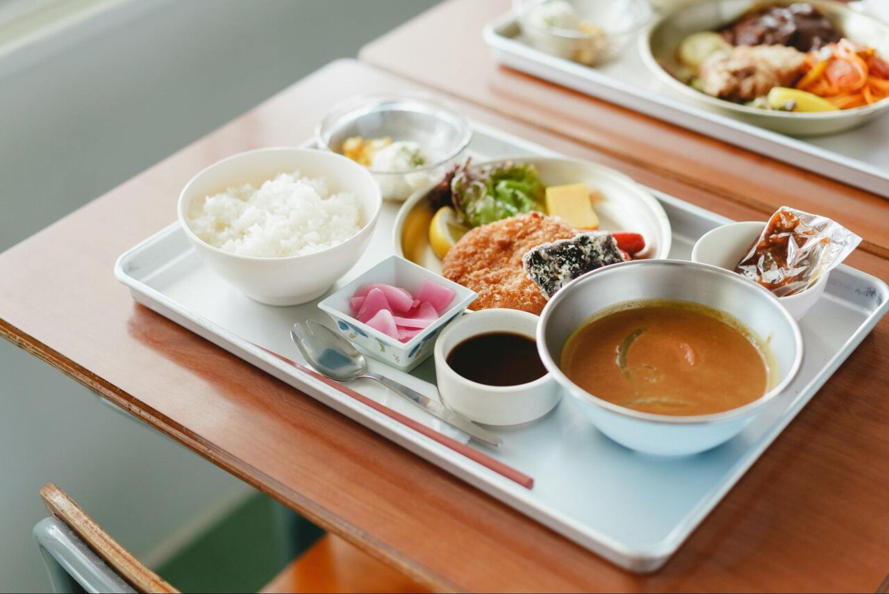 道の駅 保田小学校の給食風メニュー