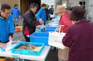 戸田港ふれあい朝市｜沼津市公式観光サイト【沼津観光ポータル】