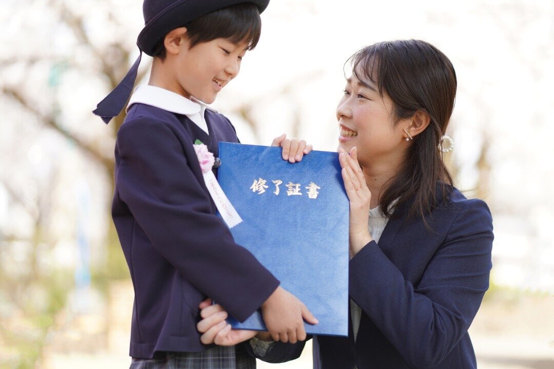 卒園式・卒業式のコーデ集！着こなしや小物選びのポイントも - PREMIUM OUTLETS TIMES