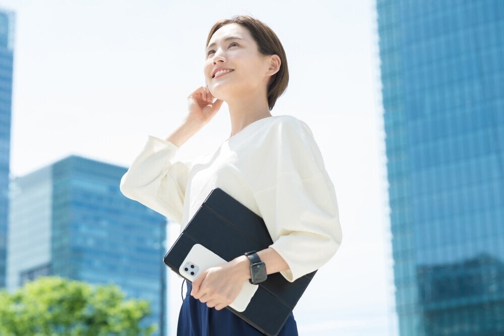 汗ジミ防止の対策で夏もさわやかに！汗ジミが目立ちにくい服やインナーの選び方	 - PREMIUM OUTLETS TIMES