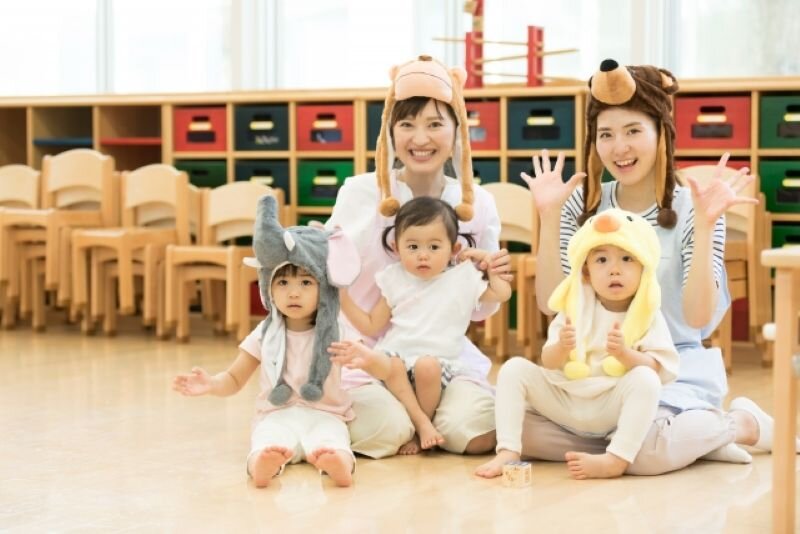 保育園の生活発表会は何をするの?必要な準備や演目のアイデアを紹介