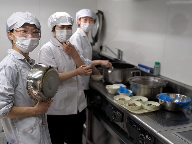 安全で喜んでもらえる給食づくりを実現!お子さまも栄養士も安心できる環境が魅力【座談会後編】